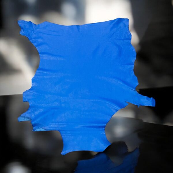 Electric Blue Vegetable Tanned Goat Skin : (1.0-1.2mm 3oz) 12 - Image 2