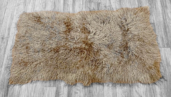 Camel Mongolian Sheepskin Plate : (120cm L x 60cm W) Perfect As Rugs or Making Cushions and Garments. - Image 3