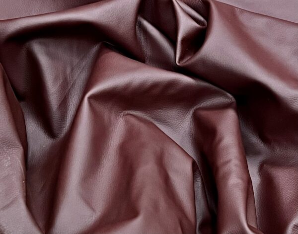 Stirling Pebble Mulberry Automotive Pebble Grain Leather Cow Hide : 1.1-1.3mm (Ex Pittards Stock) - Image 2