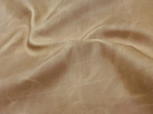 Tundra Dark-Creamery : Smooth Semi-Firm Pull up Leather Cow Sides, 2.0-2.2mm (Ex Pittards Stock) - Image 3